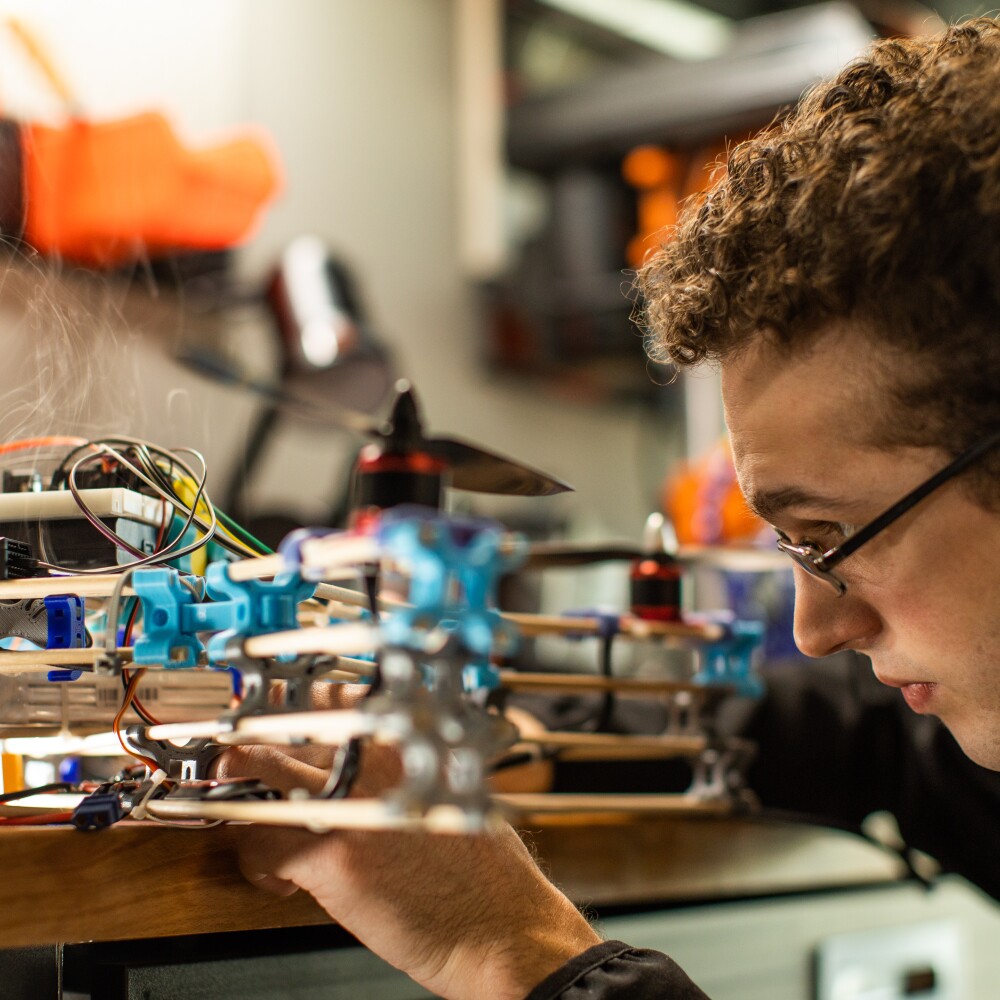 Entrepreneurs Northwest Arkansas. Robot. Canon Reeves