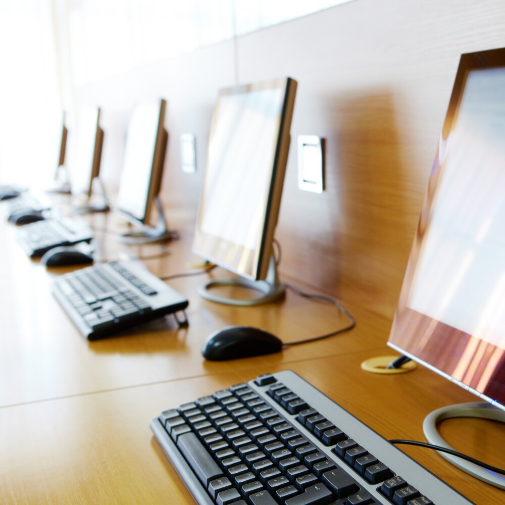 K12Education_ComputerClassroom