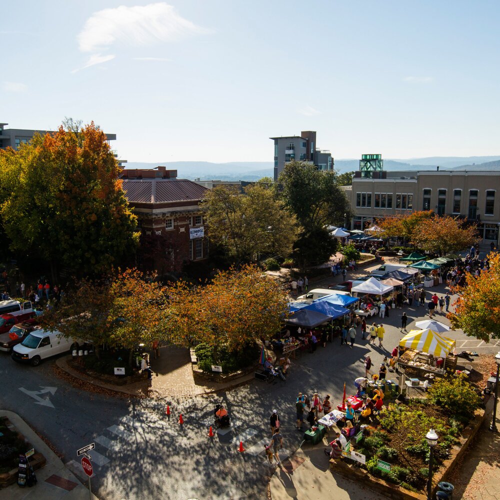 heartland town square photo.jpg