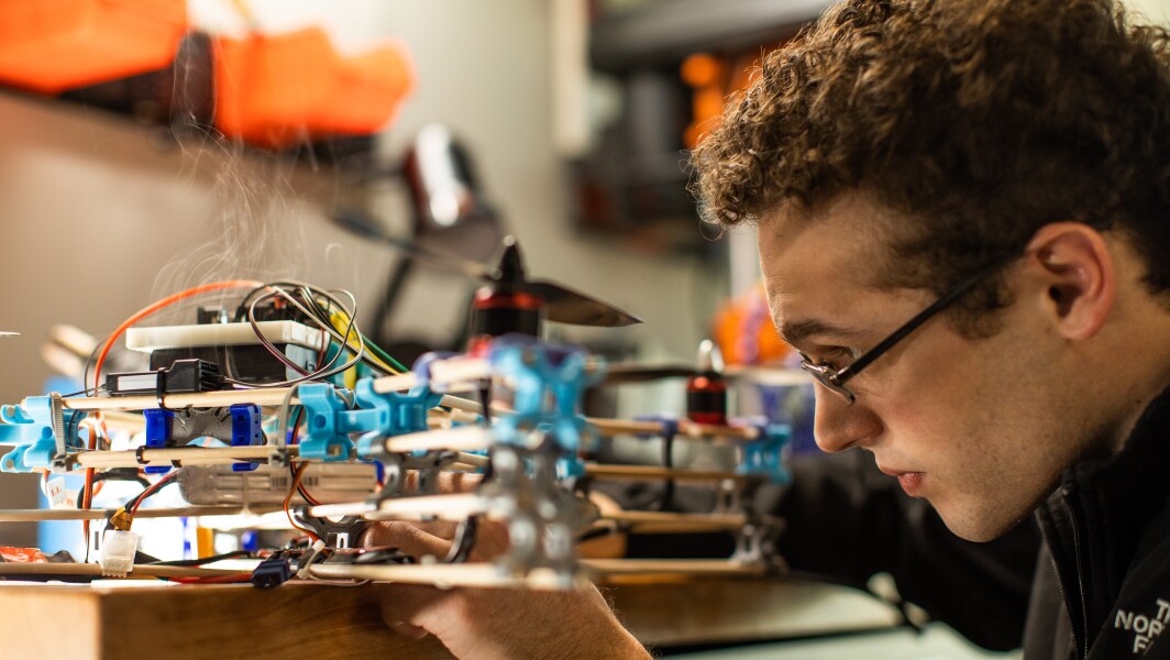 Entrepreneurs Northwest Arkansas. Robot. Canon Reeves