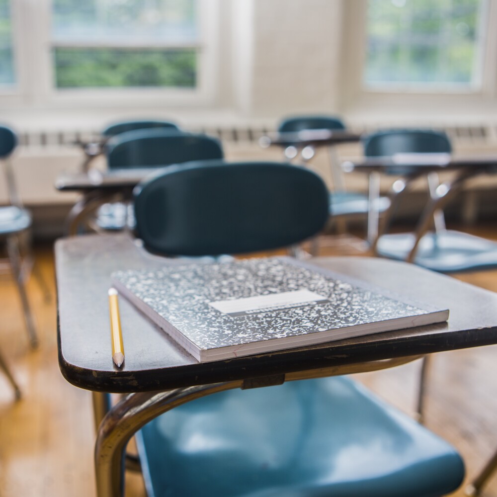 K12Education_Classroom_Desk