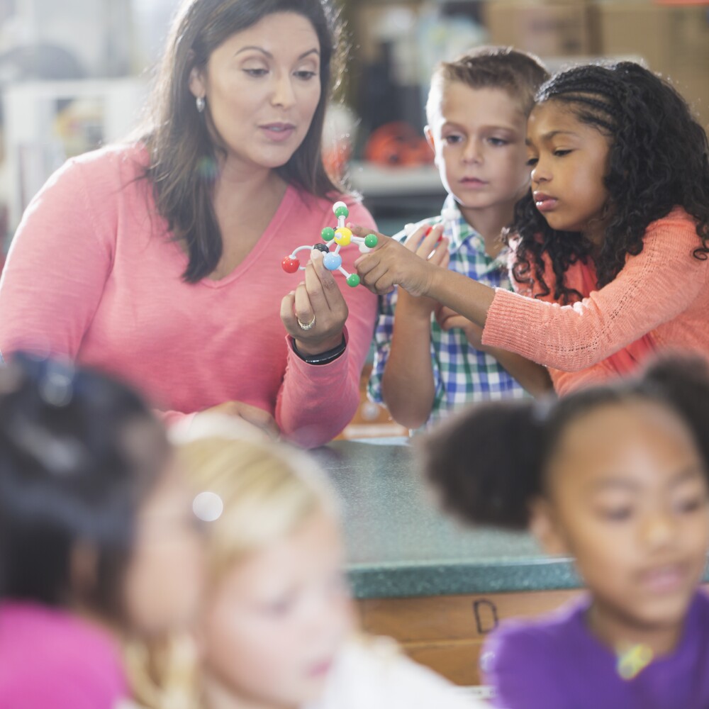 K12Education_DiverseStudents_Teacher