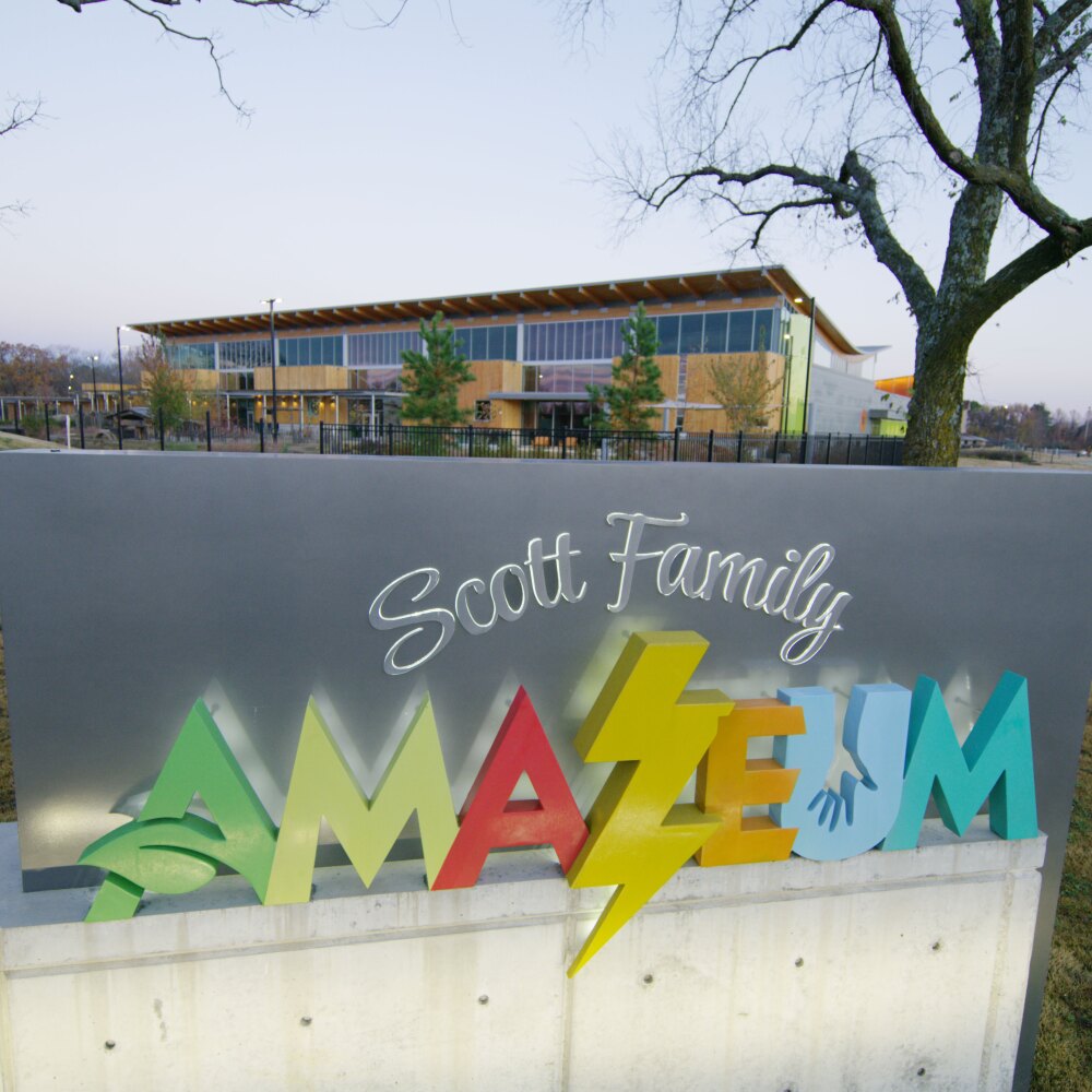 amazeum sign