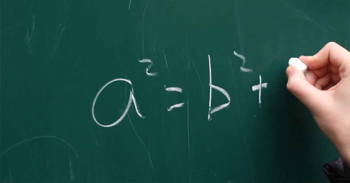 Pilot AI Tool Generates Math Hints to Help Students Solve Problems