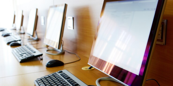 K12Education_ComputerClassroom